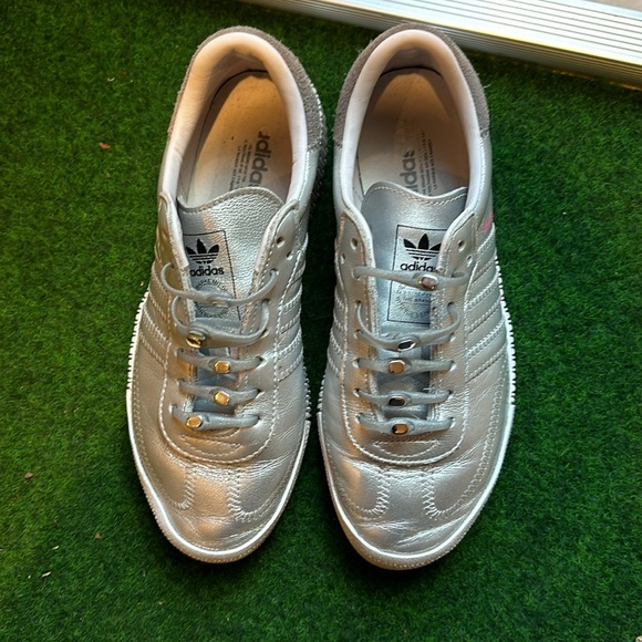 adidas Women's Samba Rose Lux Luster Metallic Sneaker Silver Size 7 - Picture 2 of 6